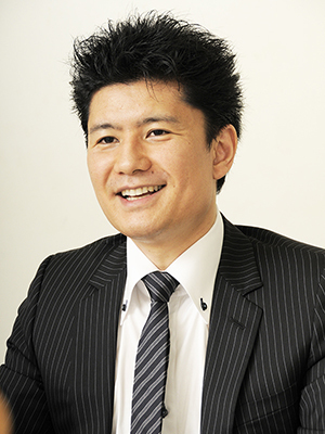 講師 花田徹也